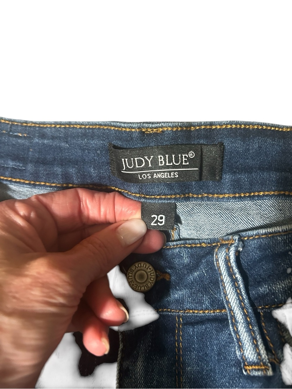 Judy Blue Size 29 Relaxed
Crop Jeans Fringe
Hem Distressed
Denim - Picture 2 of 8